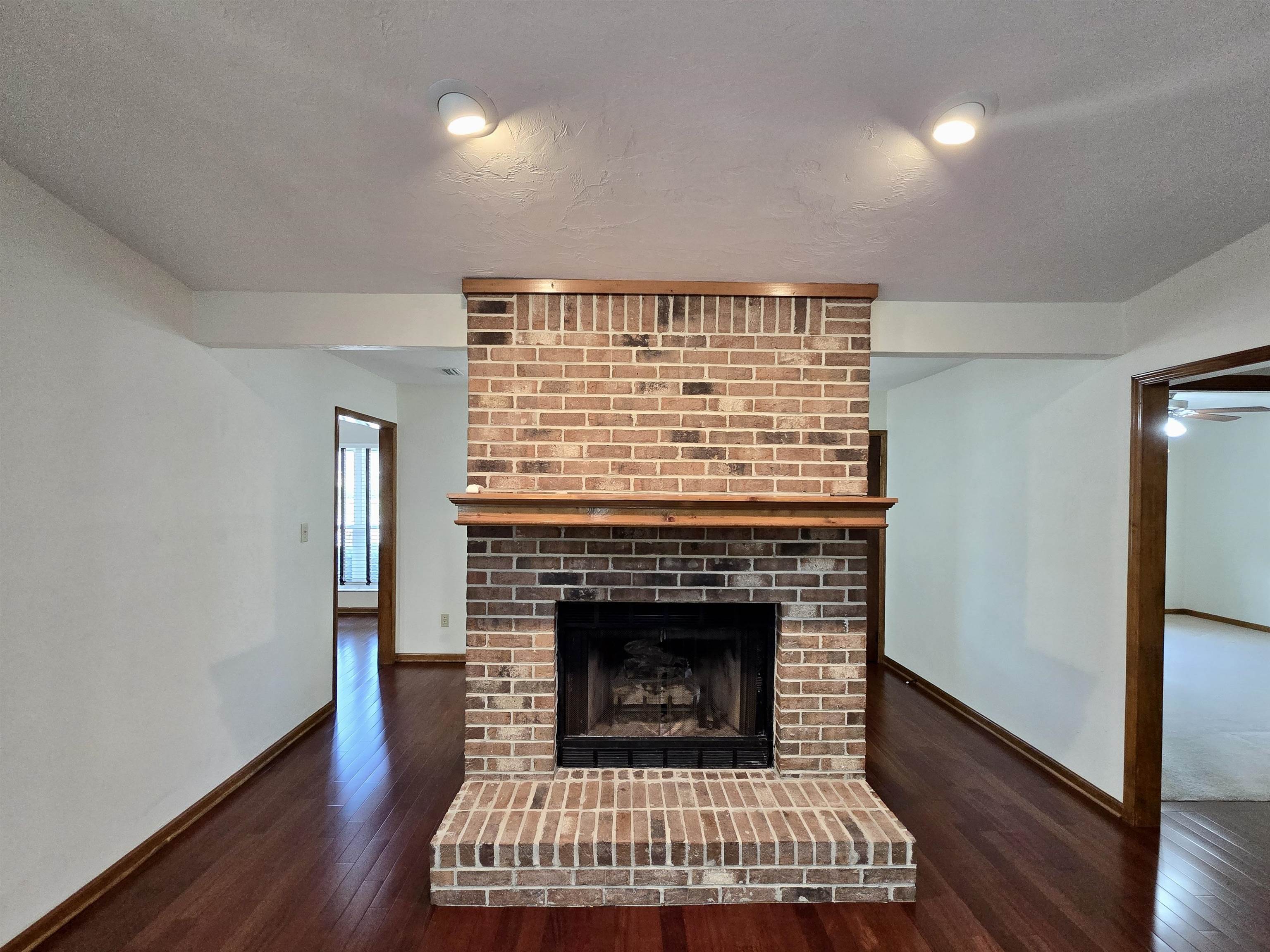 4404 Rockingham Road Tallahassee, FL 32303 - Photo 5 of 42