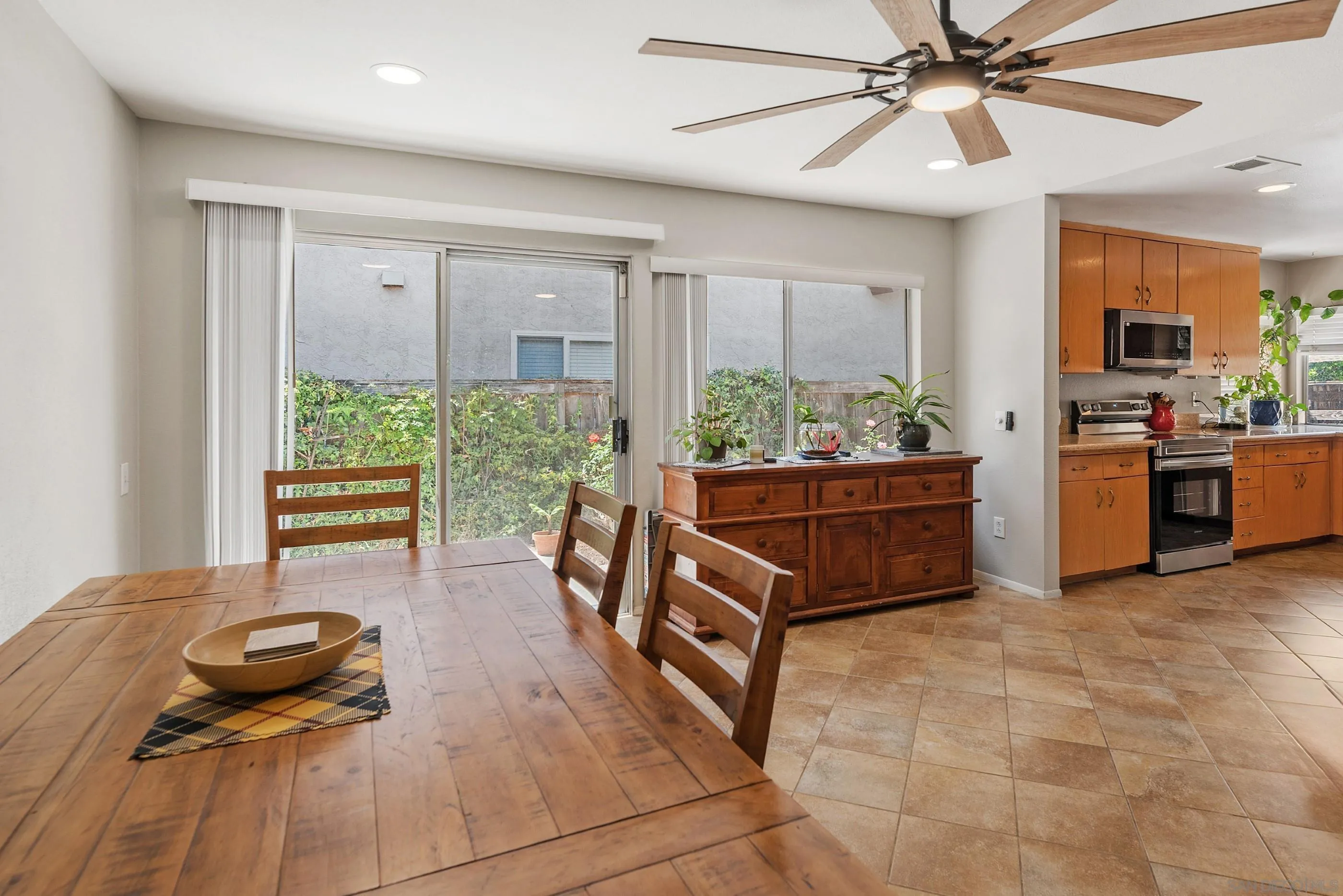 2268 Village Road Escondido, CA 92026 - Photo 8 of 43 a room with furniture and window