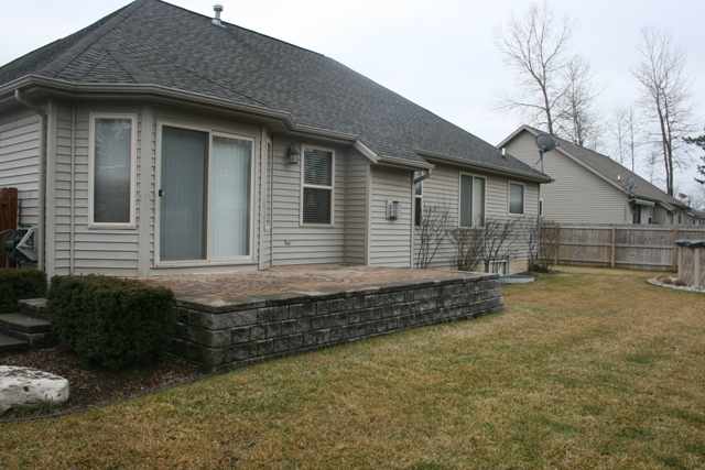 58 Rella Rae Avenue Marysville, MI 48040 - Photo 5 of 25 31090564-4.JPG