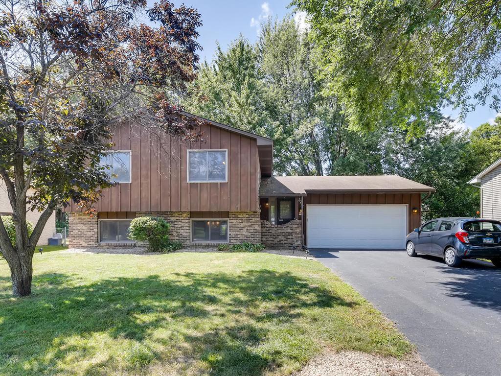 3097 Mt Ridge Road Roseville, MN 55113 - Photo 1 of 1 Gallery Image 1
