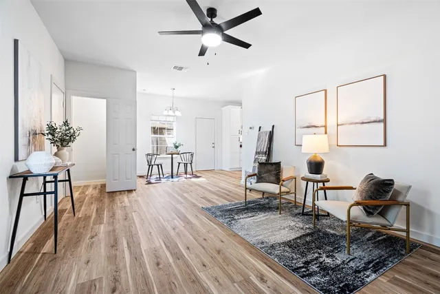 $285,000 | 419 Bent Wood Drive, Leander, TX 78641