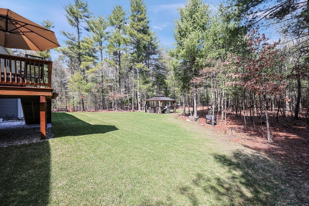 27 Paddock Circle Middleboro, MA 02346 - Photo 33 of 35