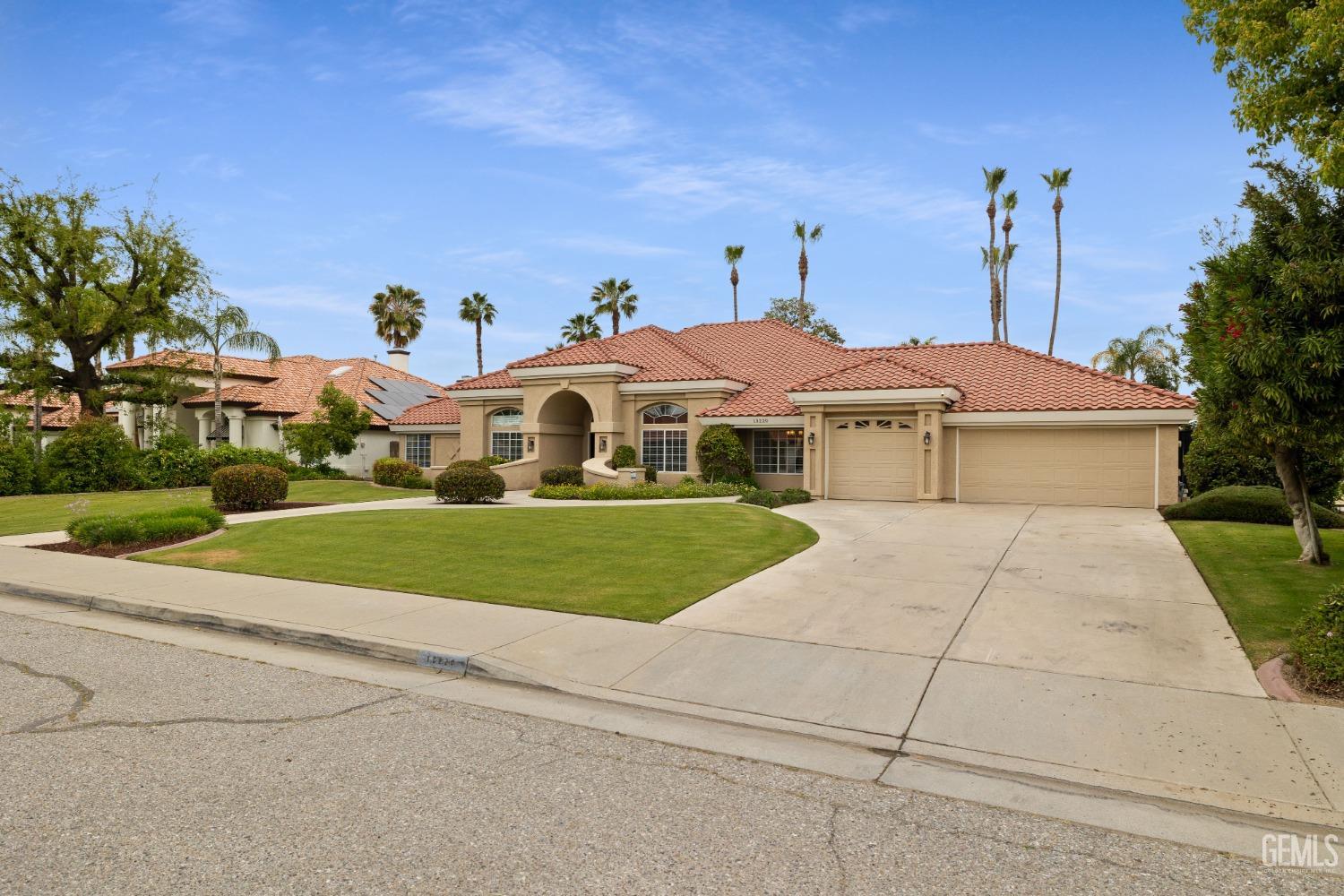 Undisclosed Address Bakersfield, CA 93314 - Photo 3 of 48