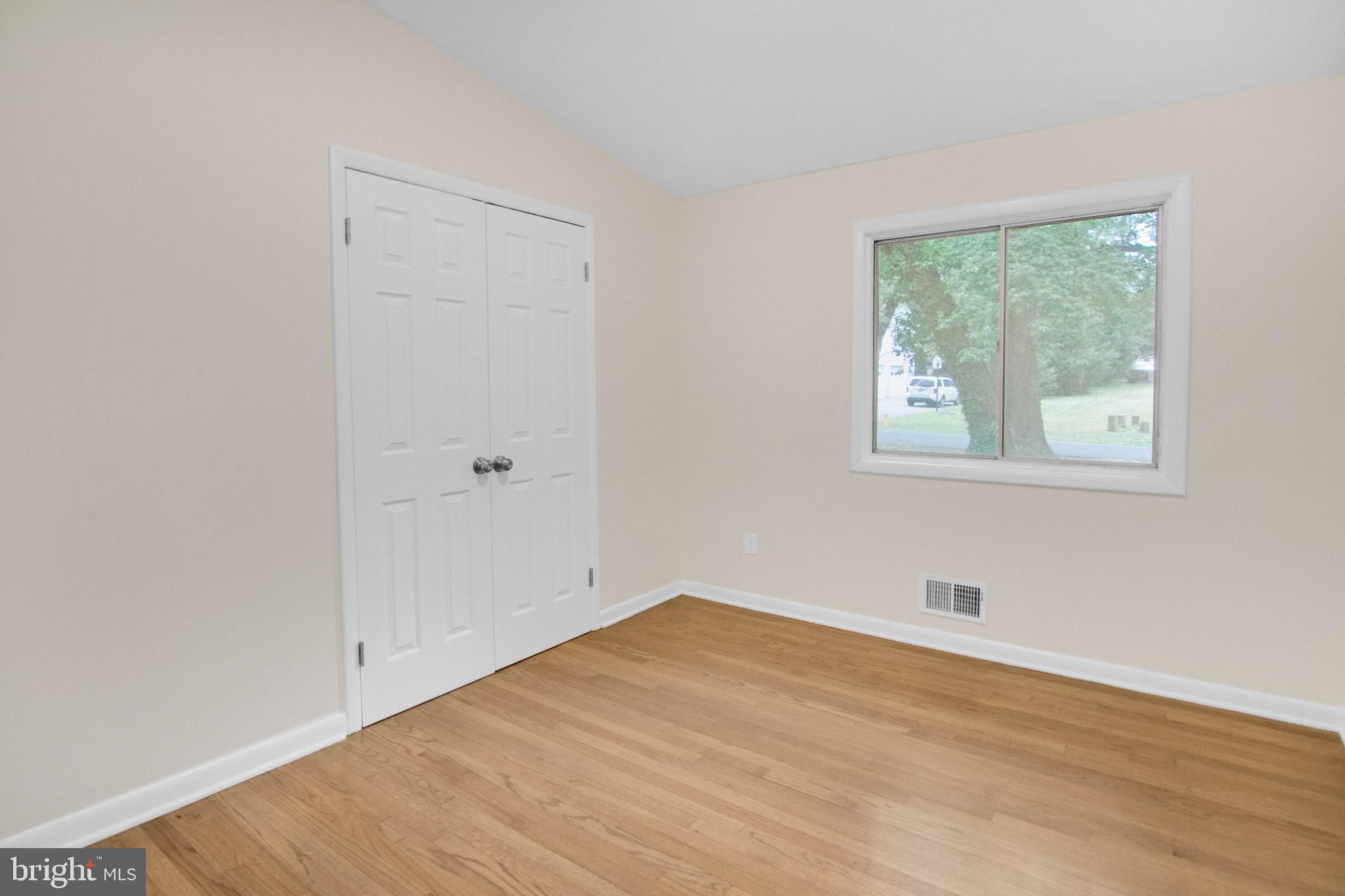 405 Dutch Ship Road Pasadena, MD 21122 - Photo 25 of 52 Gallery Image 25