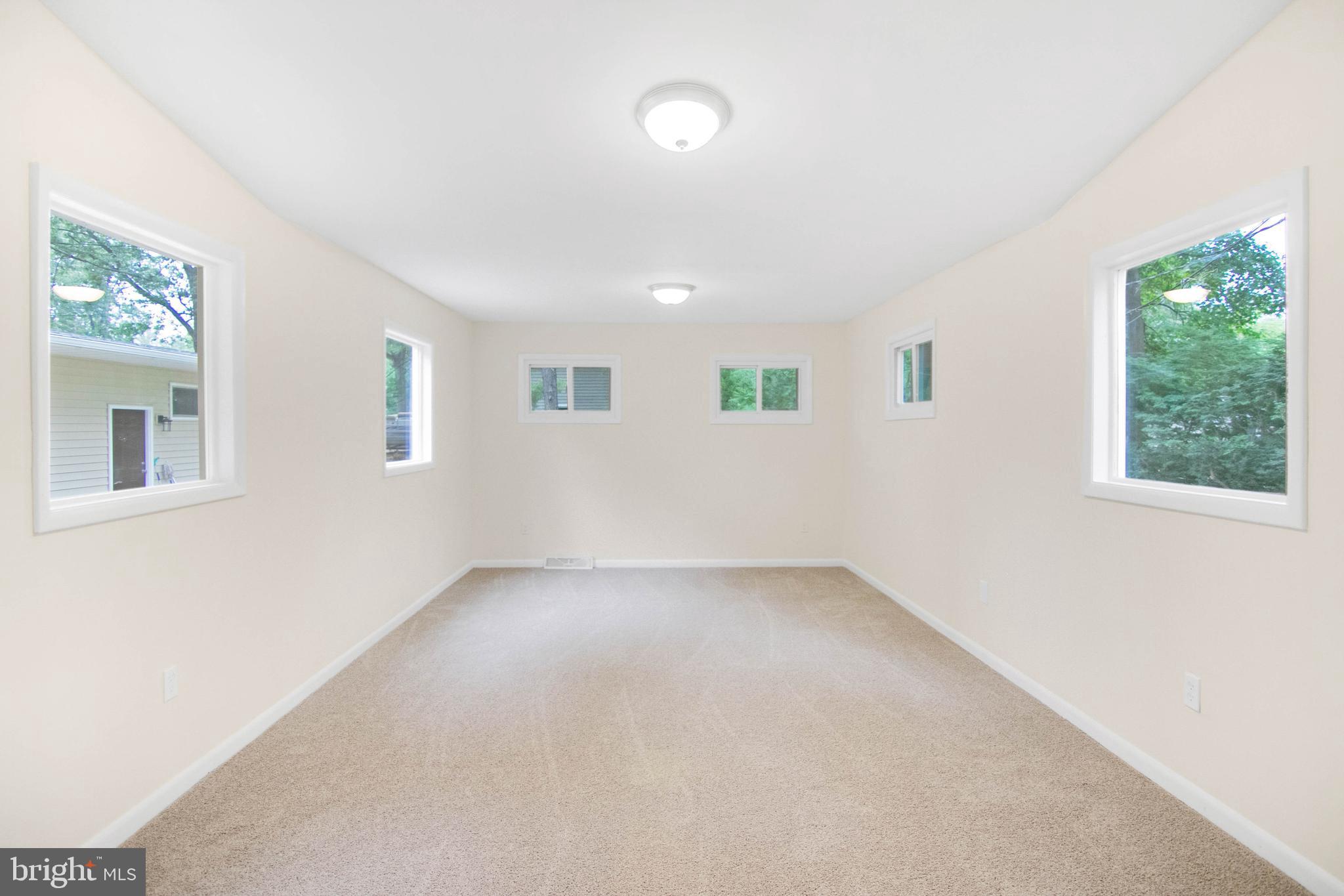 405 Dutch Ship Road Pasadena, MD 21122 - Photo 10 of 52 Gallery Image 10
