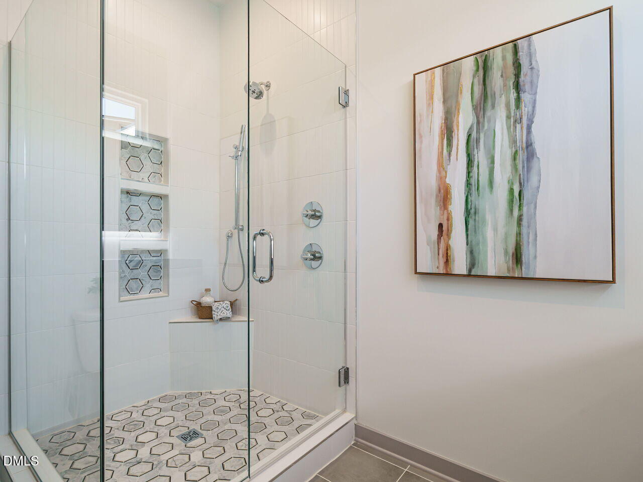 1527 Havenmont Court Raleigh, NC 27608 - Photo 7 of 41 028-1280x960-bathroom