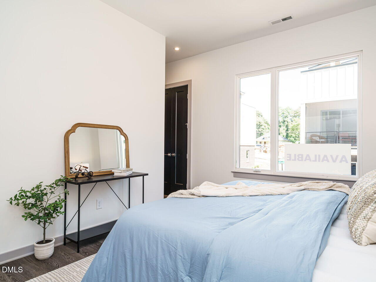 1527 Havenmont Court Raleigh, NC 27608 - Photo 8 of 41 026-1280x960-primary-br