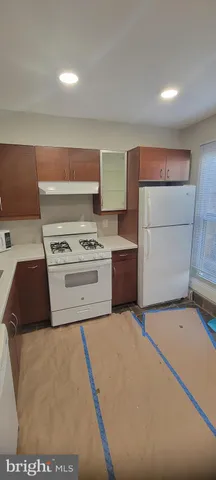 $2,000 | 148 Gay Street, Philadelphia, PA 19127