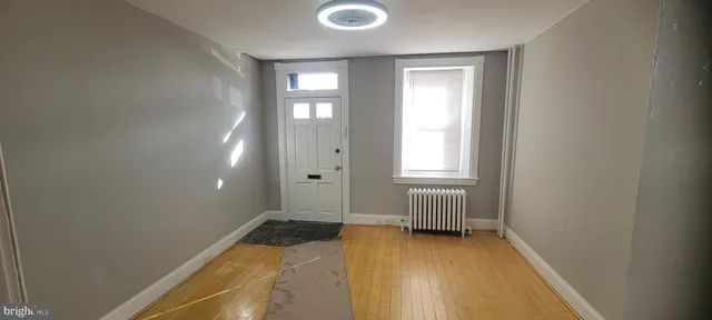 $2,000 | 148 Gay Street, Philadelphia, PA 19127