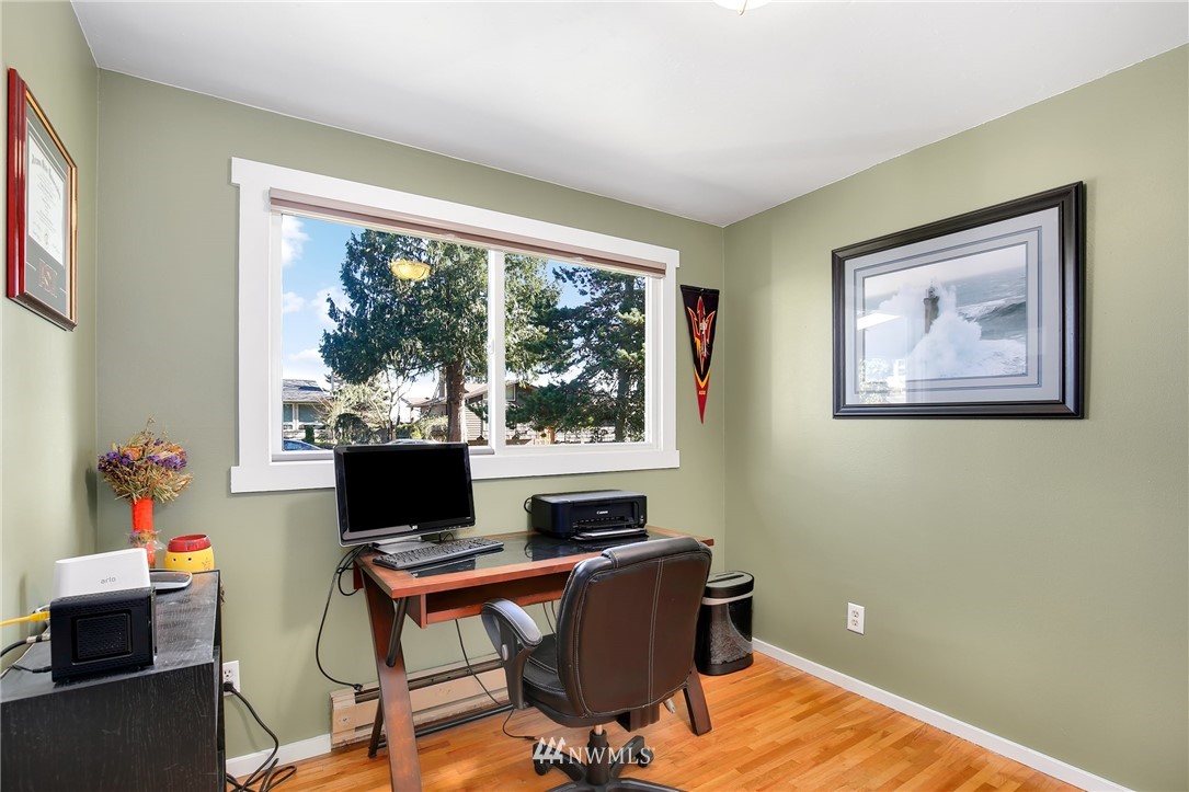 22604 3rd Avenue Southeast Bothell, WA 98021 - Photo 17 of 25