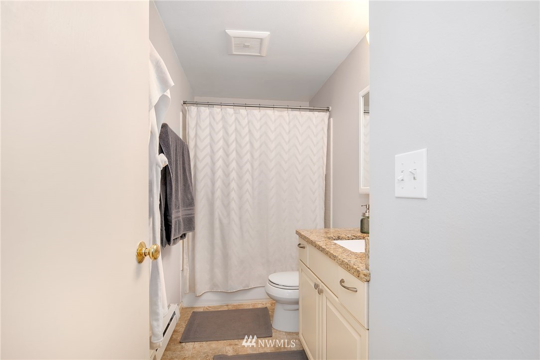 22604 3rd Avenue Southeast Bothell, WA 98021 - Photo 18 of 25