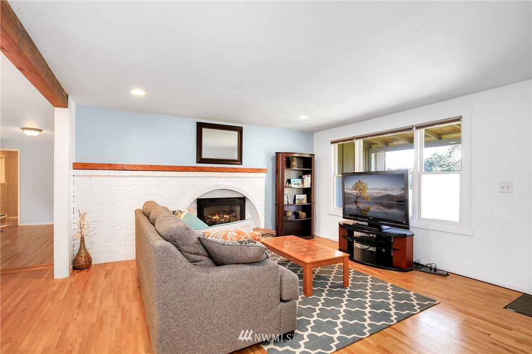 22604 3rd Avenue Southeast Bothell, WA 98021 - Photo 4 of 25