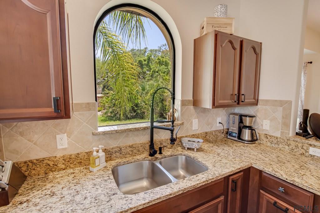 22 Front Street Palm Coast, FL 32137 - Photo 11 of 37