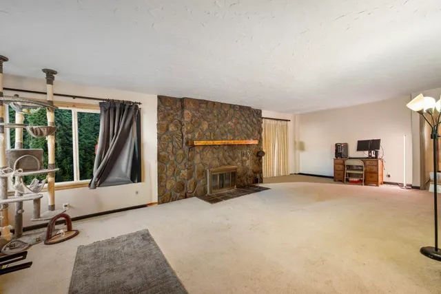 $395,000 | 105 Howard Street, Tekoa, WA 99033