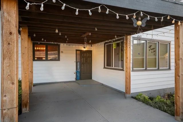 $395,000 | 105 Howard Street, Tekoa, WA 99033