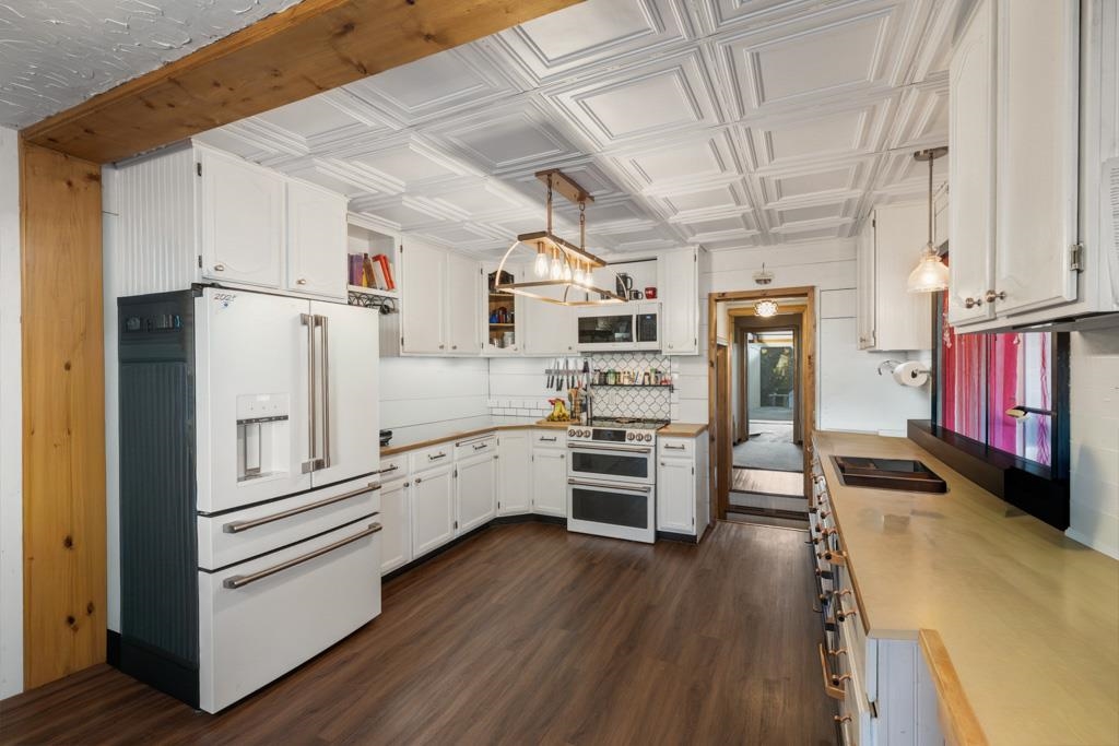 105 Howard Street Tekoa, WA 99033 - Photo 10 of 37