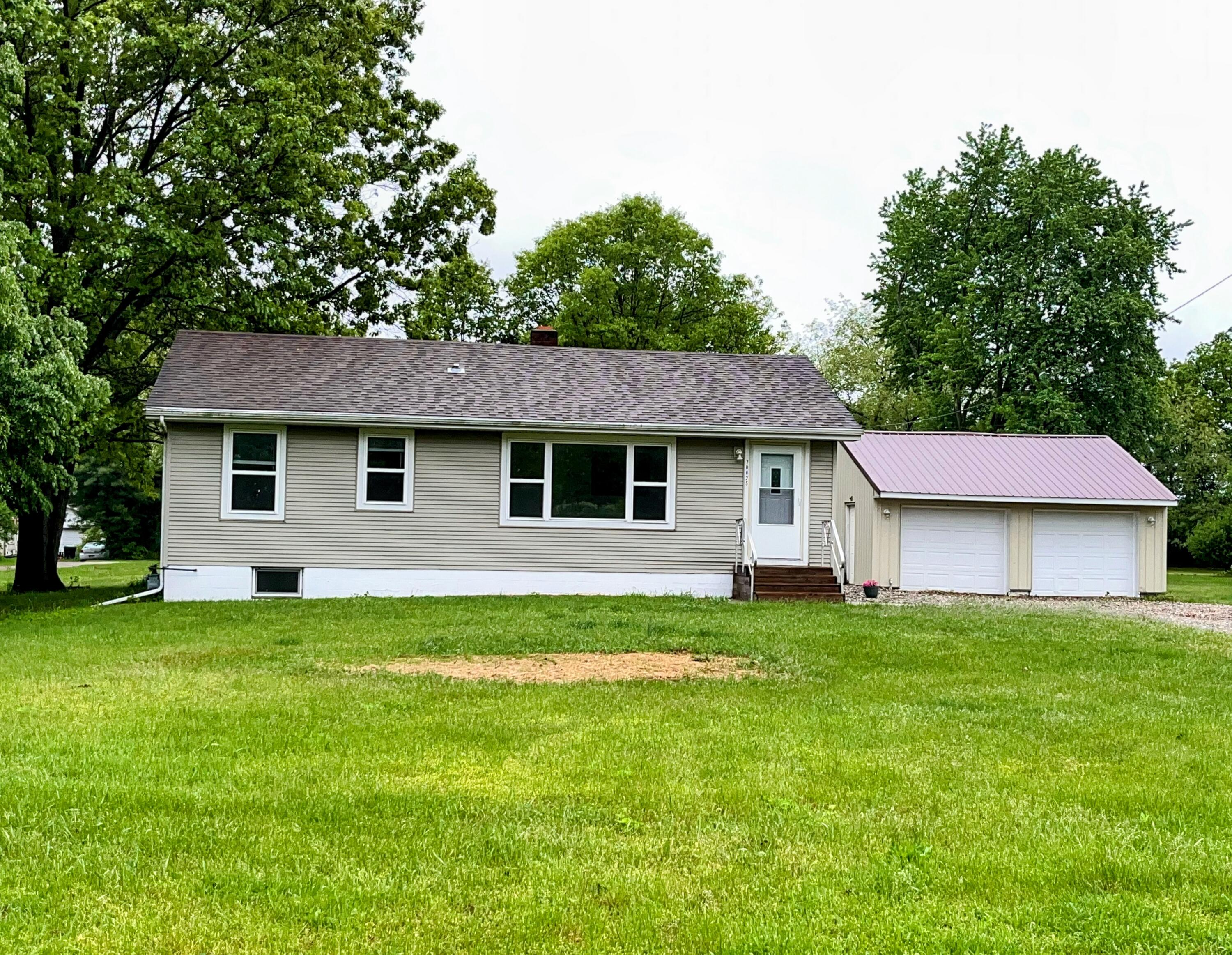 70025 Union Road Union, MI 49130 - Photo 4 of 20 Front of Home