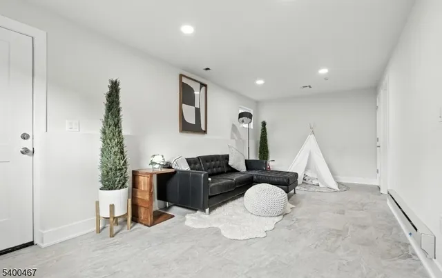 $759,000 | 190 Canterbury Avenue, North Arlington, NJ 07031