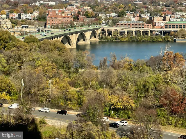 $795,000 | 1111 19th Street North, Unit 1509, Arlington, VA 22209