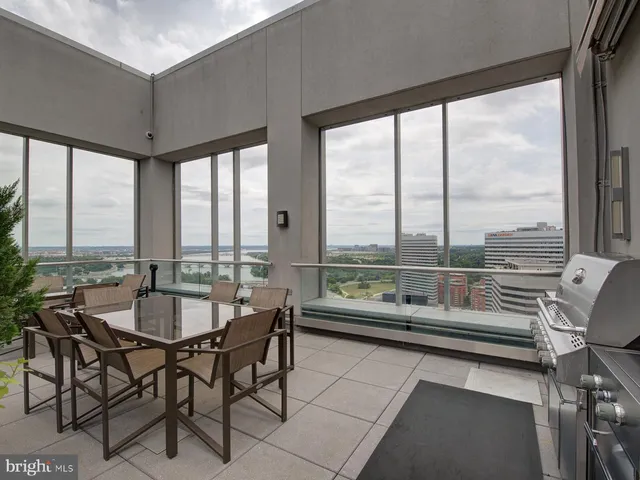 $795,000 | 1111 19th Street North, Unit 1509, Arlington, VA 22209