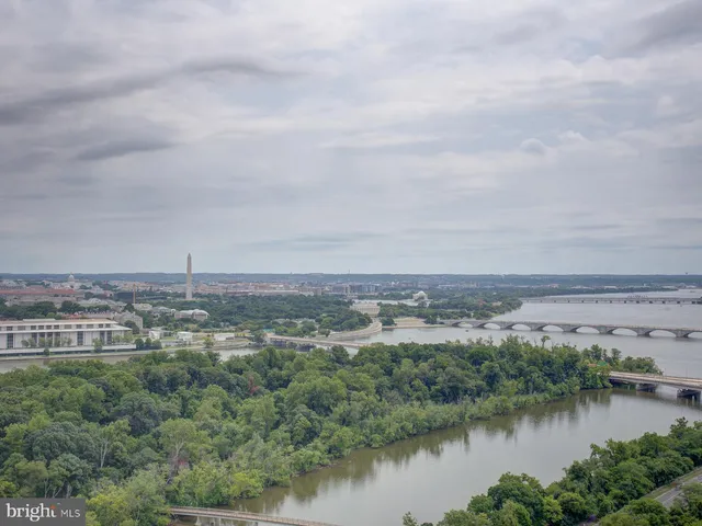 $795,000 | 1111 19th Street North, Unit 1509, Arlington, VA 22209