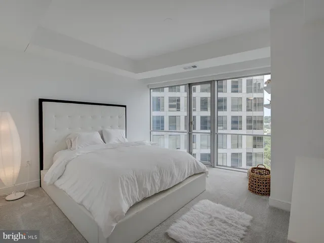 $795,000 | 1111 19th Street North, Unit 1509, Arlington, VA 22209