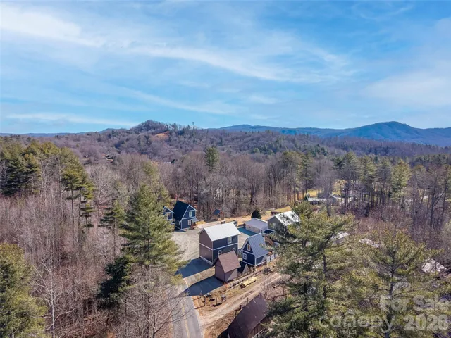 $1,300,000 | 102 Pole Miller Extension, Brevard, NC 28712