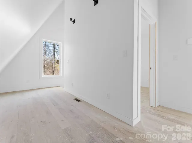 $1,300,000 | 102 Pole Miller Extension, Brevard, NC 28712