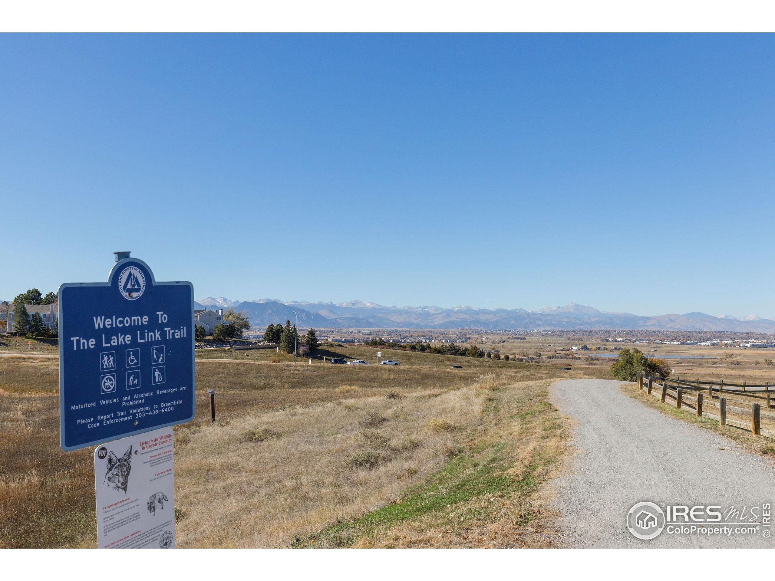 1320 West 12th Avenue Broomfield, CO 80020 - Photo 46 of 50 a view of a city and mountain in the back