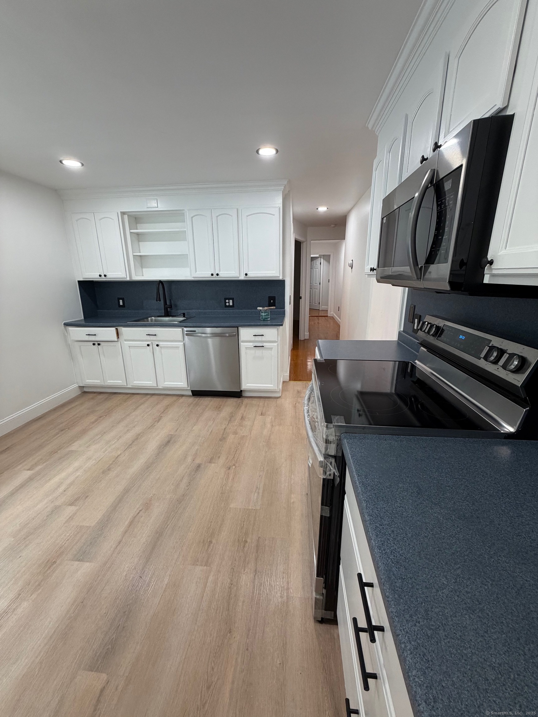 29 Blueberry Hill Road Groton, CT 06340 - Photo 22 of 29