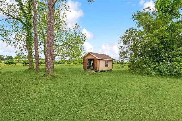 $325,000 | 14159 Highway 23, Belle Chasse, LA 70037