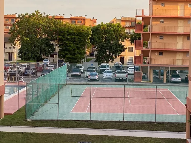 a view of a tennis court