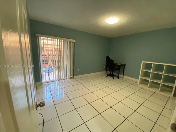 $1,900 | 1890 West 56th Street, Unit 1221, Hialeah, FL 33012