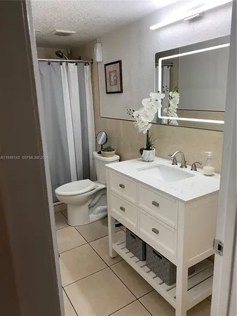 $1,900 | 1890 West 56th Street, Unit 1221, Hialeah, FL 33012