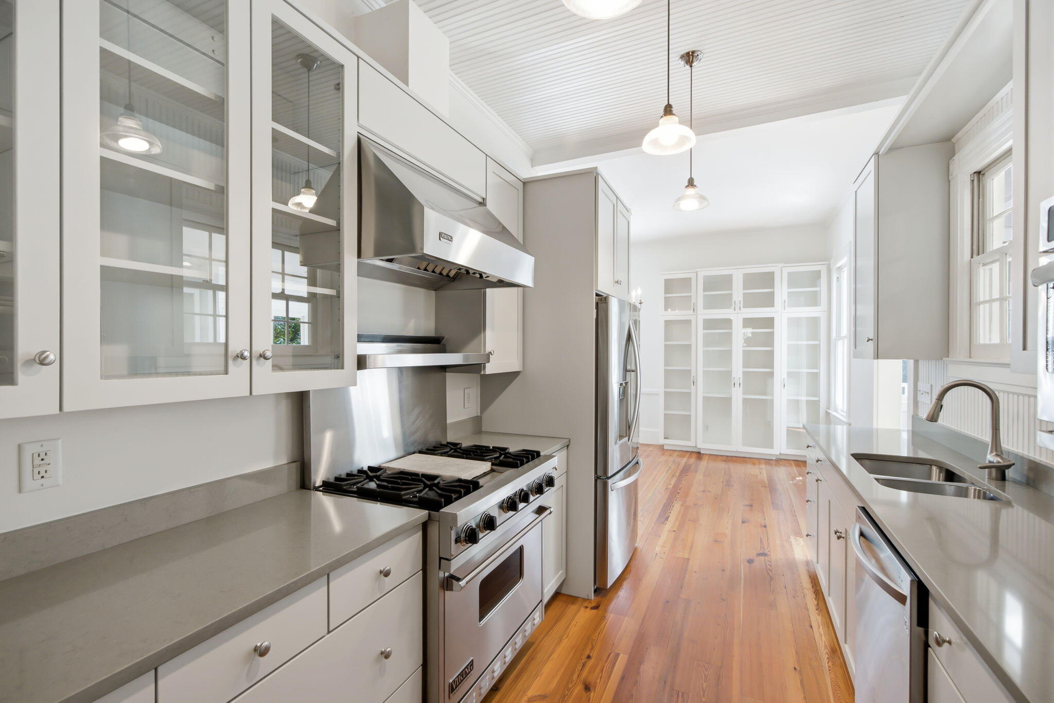 328 Bennett Street Mount Pleasant, SC 29464 - Photo 14 of 57 43-web-or-mls-DSC08300