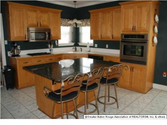 5136 Charing Way Avenue Baton Rouge, LA 70817 - Photo 4 of 14 Gallery Image 4