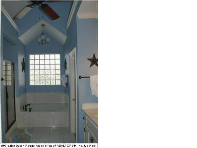 5136 Charing Way Avenue Baton Rouge, LA 70817 - Photo 10 of 14 Gallery Image 10