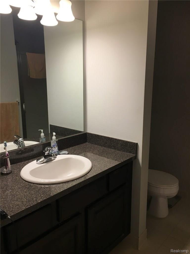 33574 Utica Road Fraser, MI 48026 - Photo 17 of 19 17.jpg