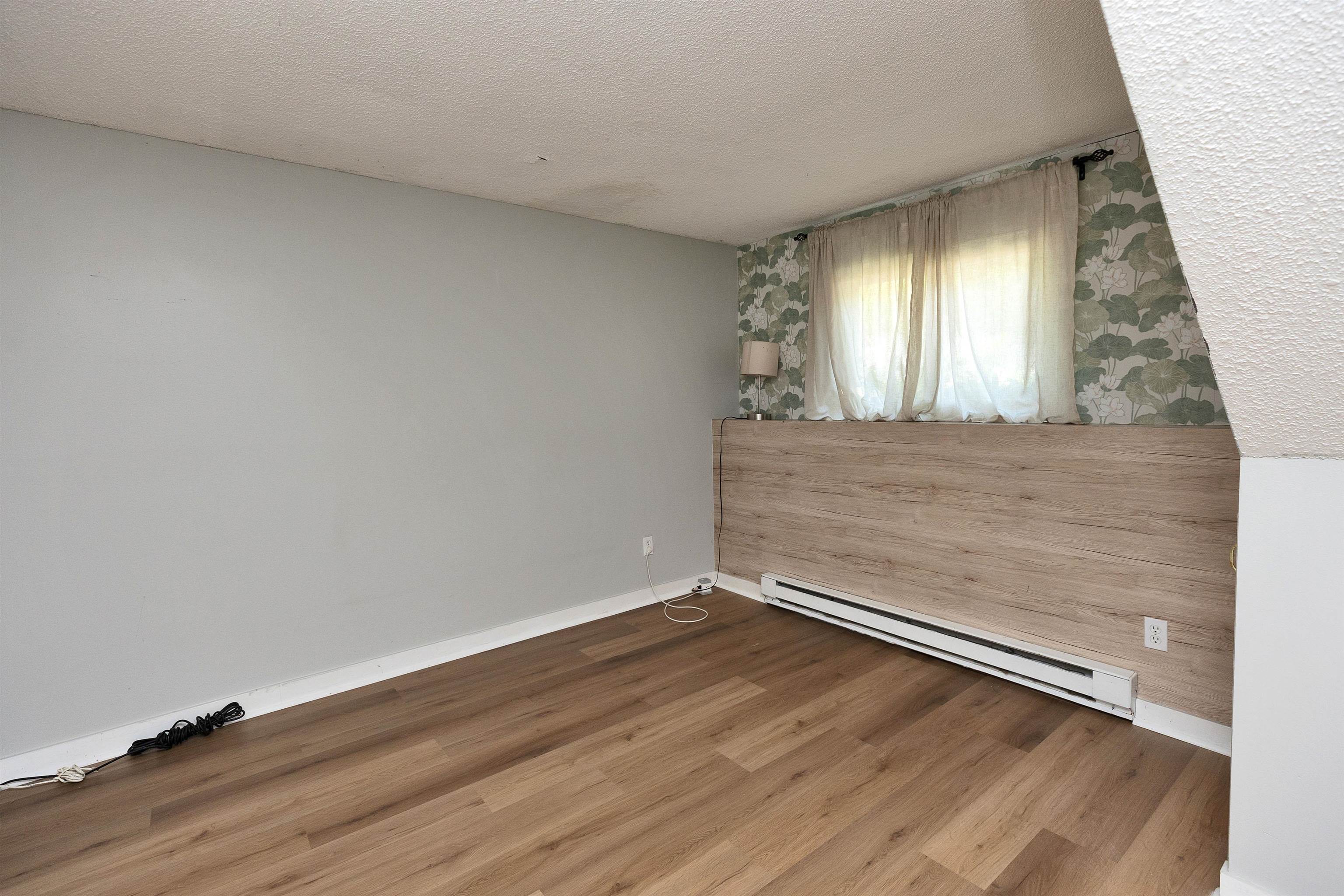 901 Mammoth Road, Unit 9 Manchester, NH 03104 - Photo 14 of 31