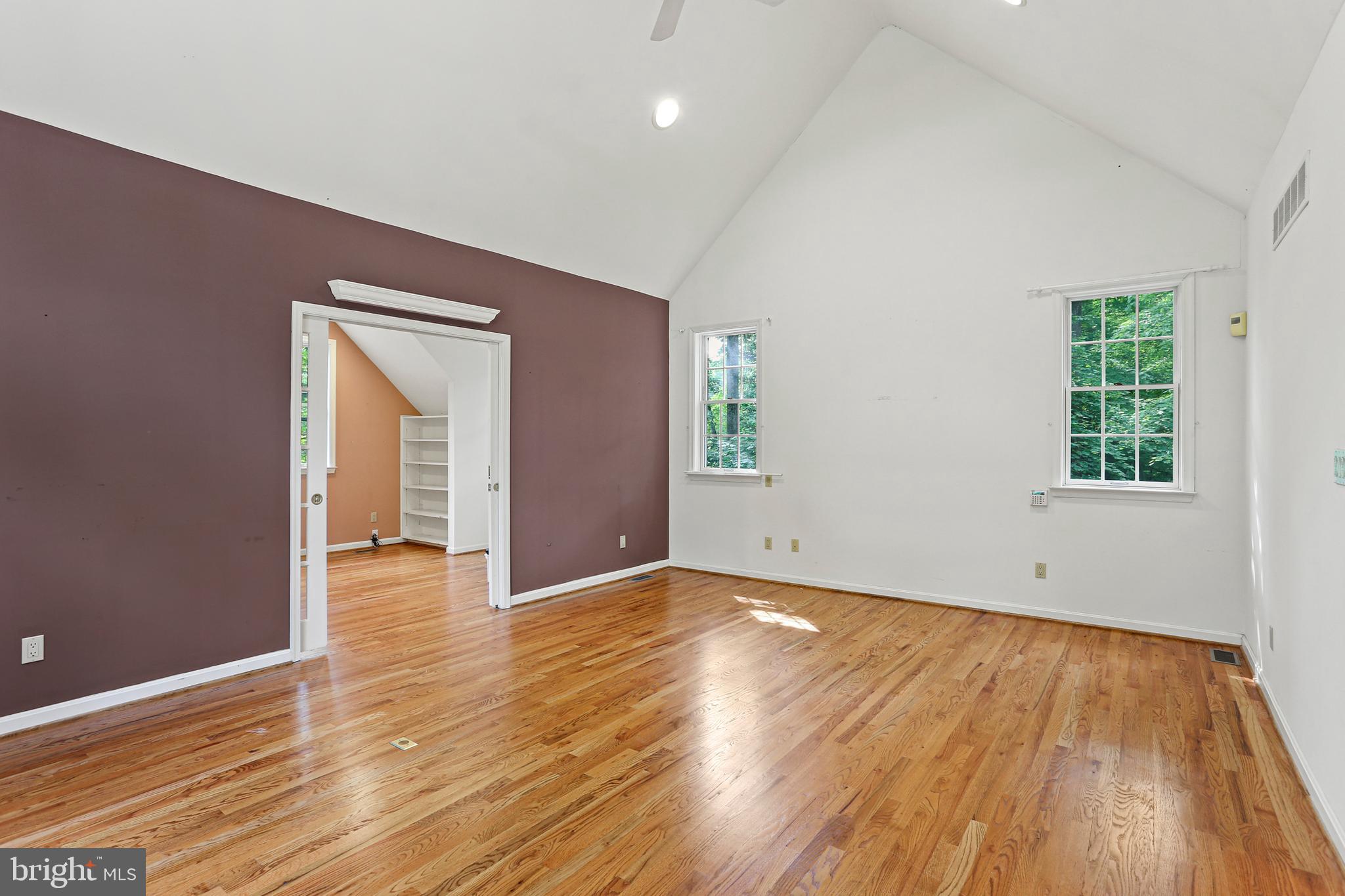 1828 Circle Road Towson, MD 21204 - Photo 23 of 37 Upper Floor Primary Bedroom