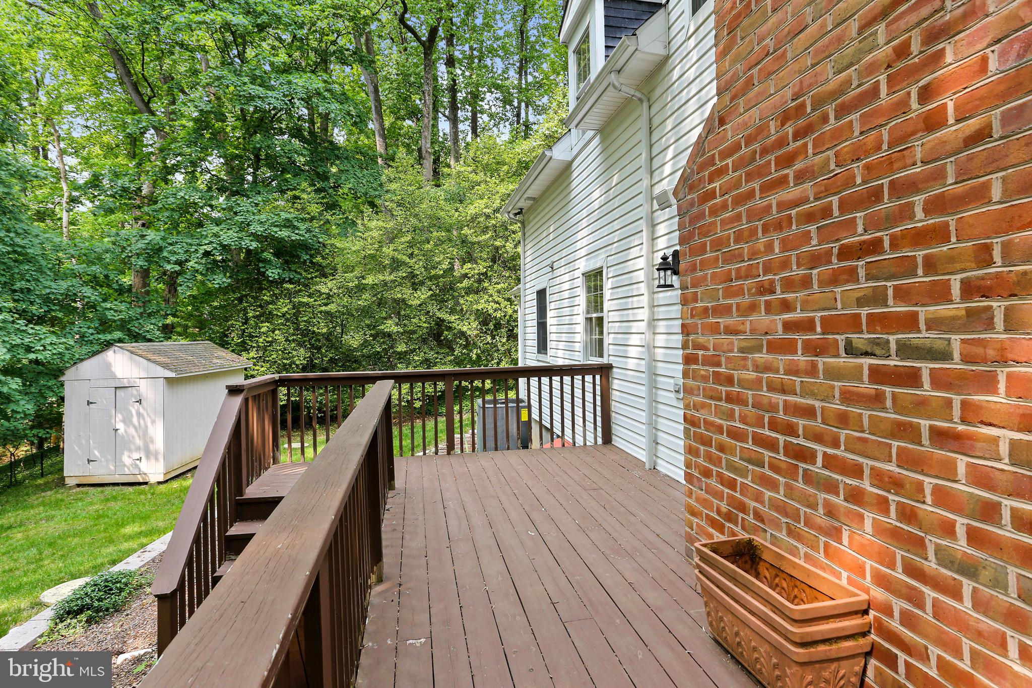 1828 Circle Road Towson, MD 21204 - Photo 34 of 37 Deck View