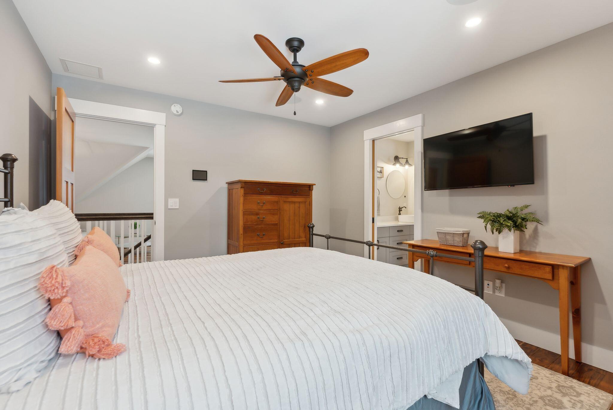 20 Vining Way Cumberland Center, ME 04021 - Photo 55 of 100 Bedroom 4