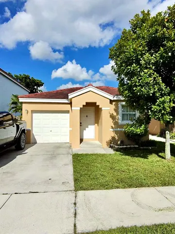 $2,800 | 6301 Seminole Terrace, Margate, FL 33063
