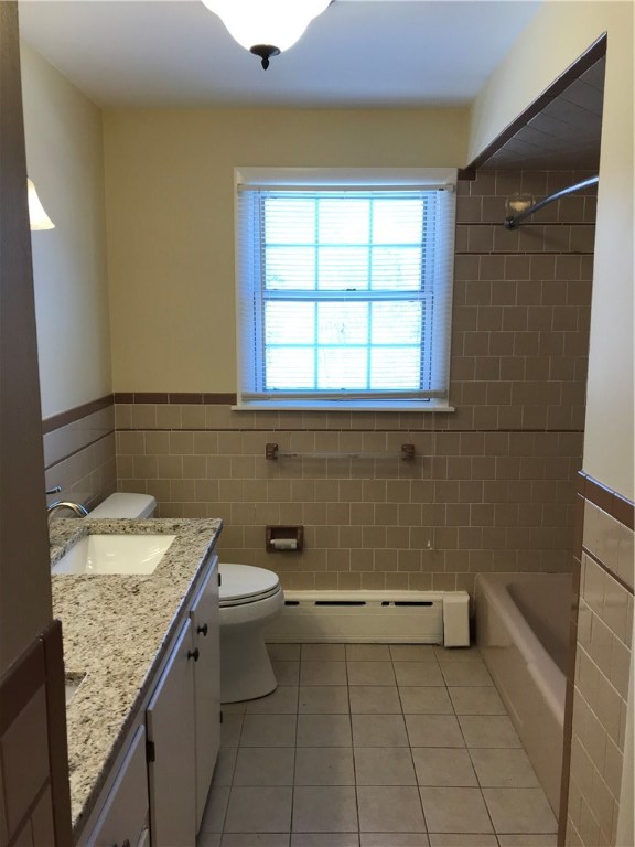 651 Main Road Westport, MA 02790 - Photo 5 of 14 Gallery Image 5