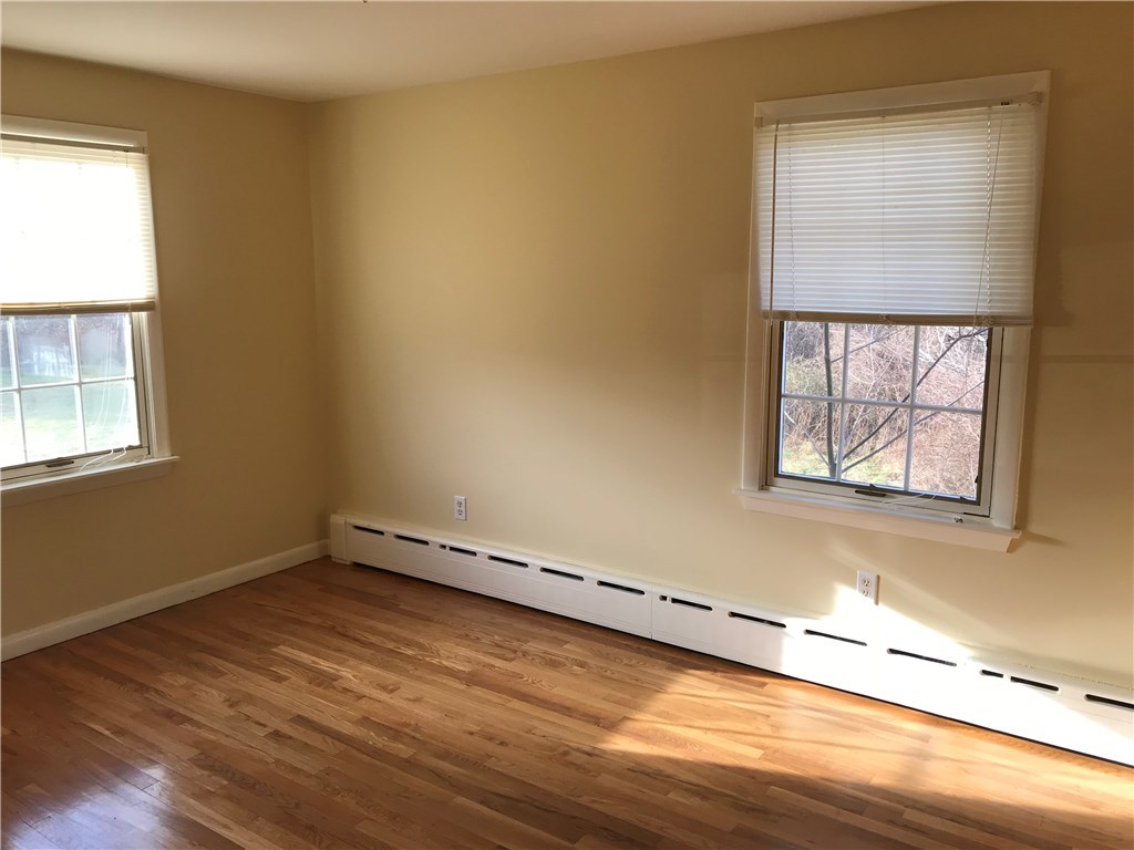 651 Main Road Westport, MA 02790 - Photo 9 of 14 Gallery Image 9