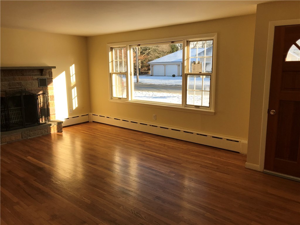 651 Main Road Westport, MA 02790 - Photo 10 of 14 Gallery Image 10