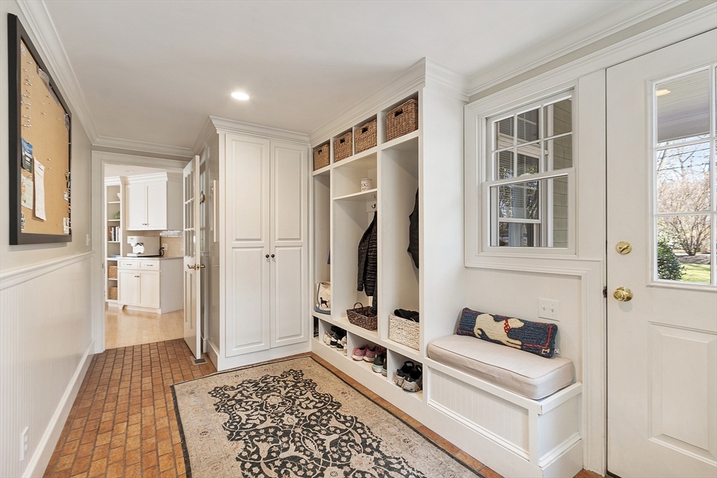 32 Wilson Road Concord, MA 01742 - Photo 15 of 40