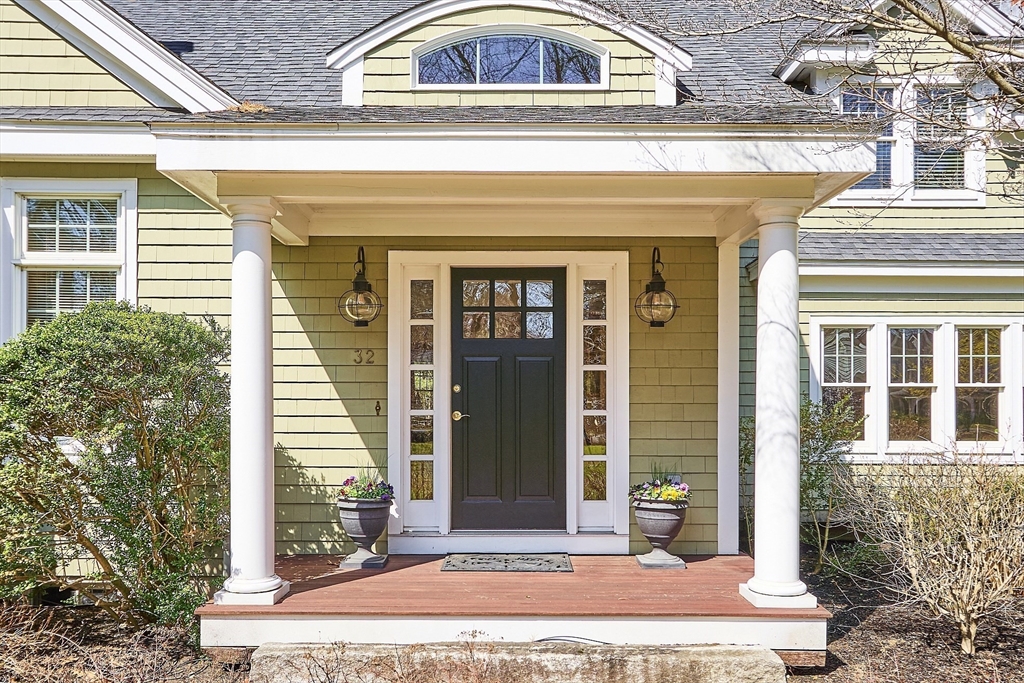 32 Wilson Road Concord, MA 01742 - Photo 3 of 40