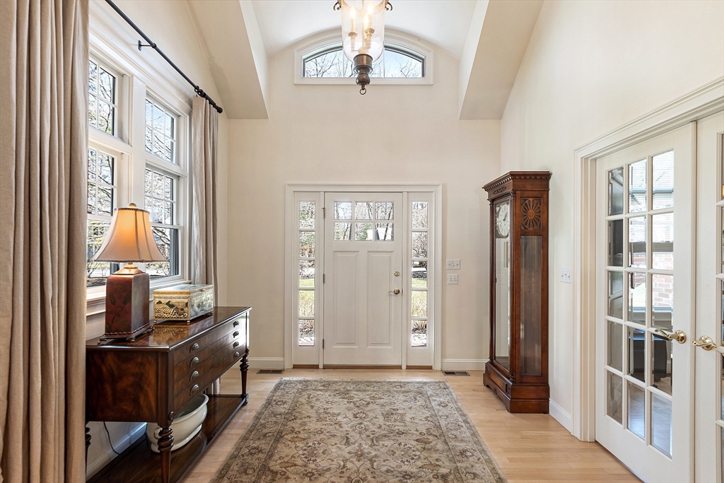 32 Wilson Road Concord, MA 01742 - Photo 4 of 40