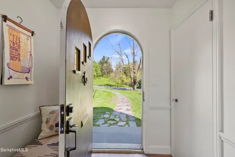 $445,000 | 76 Kenilworth Street, Pittsfield, MA 01201